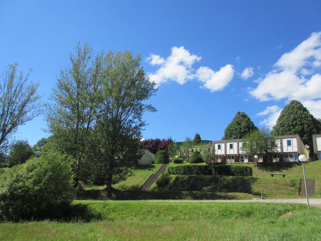 VVF Villages   Les Quatre Lacs   La Salvetat-sur-Agoût Extérieur photo